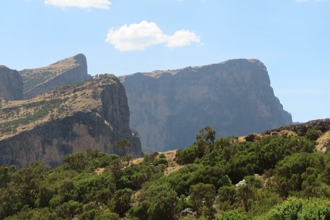 3 Days Trekking Simien Mountains Tours - Guides, scouts, and the small-group advantage
