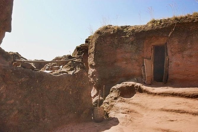 5 DAYS Axum, Lalibela, Tigray churches and Danakil - Gheralta and the cliff churches
