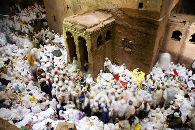 5 days Exploring North Ethiopia's Rich History and Culture - Day 4: Lalibela’s northwestern church group
