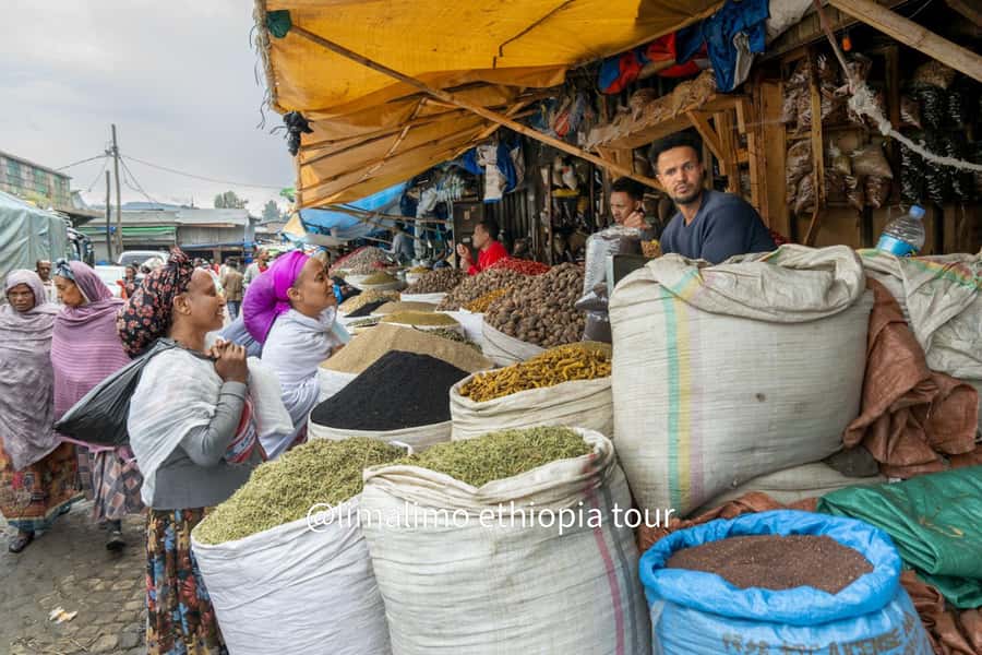 Addis Ababa City Experience : Markets, Coffee & Local Life - What the private format adds