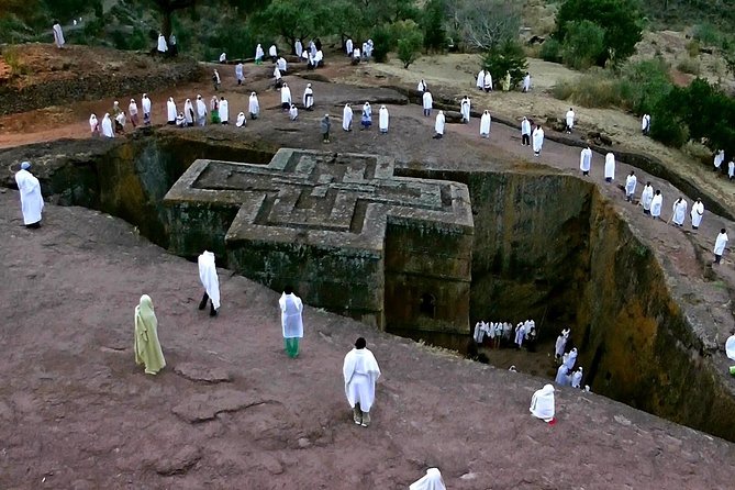Danakil Depression and Lalibela 5 Days Tours - Day 4: Lalibela’s first church groups