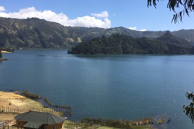 Day Trip To Wonderful Crater Lake of Wenchi & Ancient Church - The guides can make or break a long day