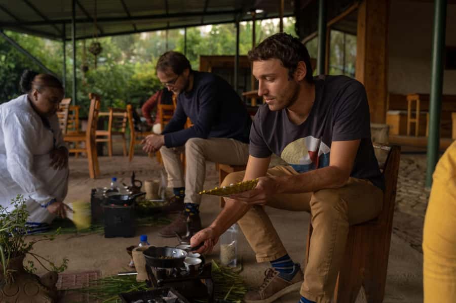 Ethiopia coffee cupping class/Ethiopian food injera making - Guides who add local context