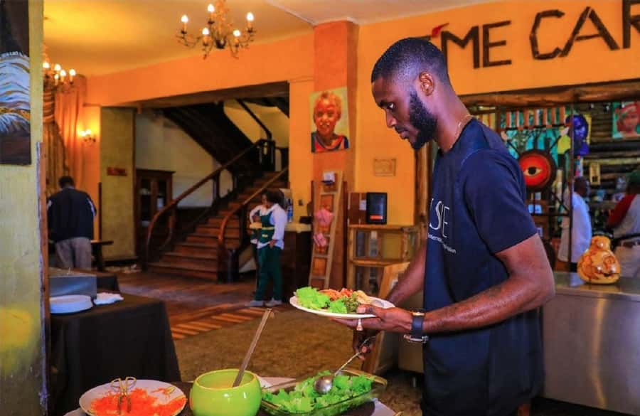 Ethiopian Culinary Tour - Market, Coffee Ceremony and More - Baking injera makes lunch more meaningful