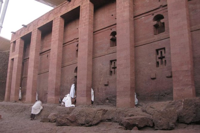 Ethiopian Fasika with North And South Omo Valley Tour Packages - Day 10: Lake Chamo, Nech Sar, Konso, and Turmi