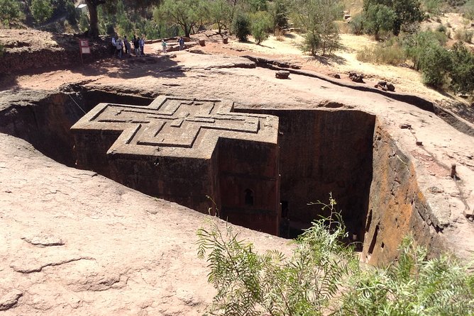 Historical tours - in five days, Addis Ababa, Axum, Laliebla and Gonder - What this five-day northern Ethiopia trip is really offering