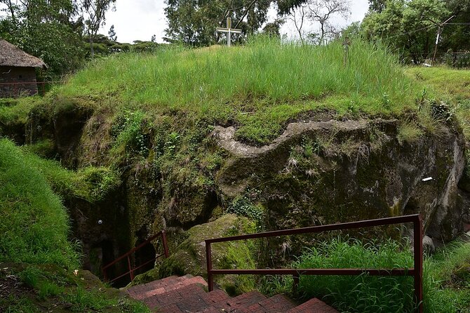 Rock Hewn Churches of Adadi Maryam, Tiya Stele & Melka Kunture - Who will get the most from this day trip