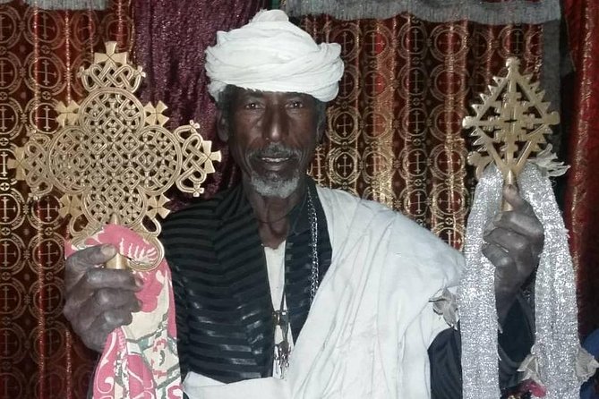 Tour 11 monolithic rock churches & museum in Lalibela & cave church with mummies - Fitness, footwear, and the pace of the site